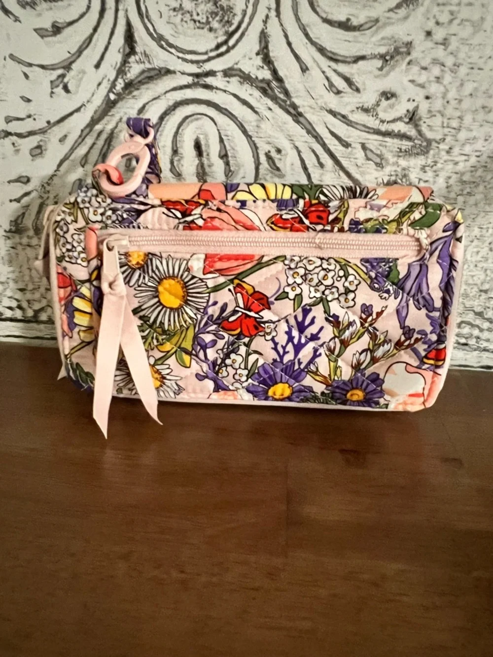 NWT Vera Bradley Pink Floral Wristlet wallet with phone carrier. - Picture 2 of 5